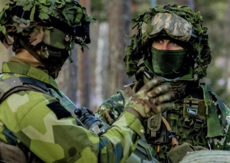    Отправить войска на Украину готовы только шесть стран из «коалиции желающих»