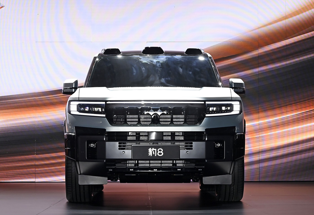 Оформление передней части BYD Fang Cheng Bao Leopard 8