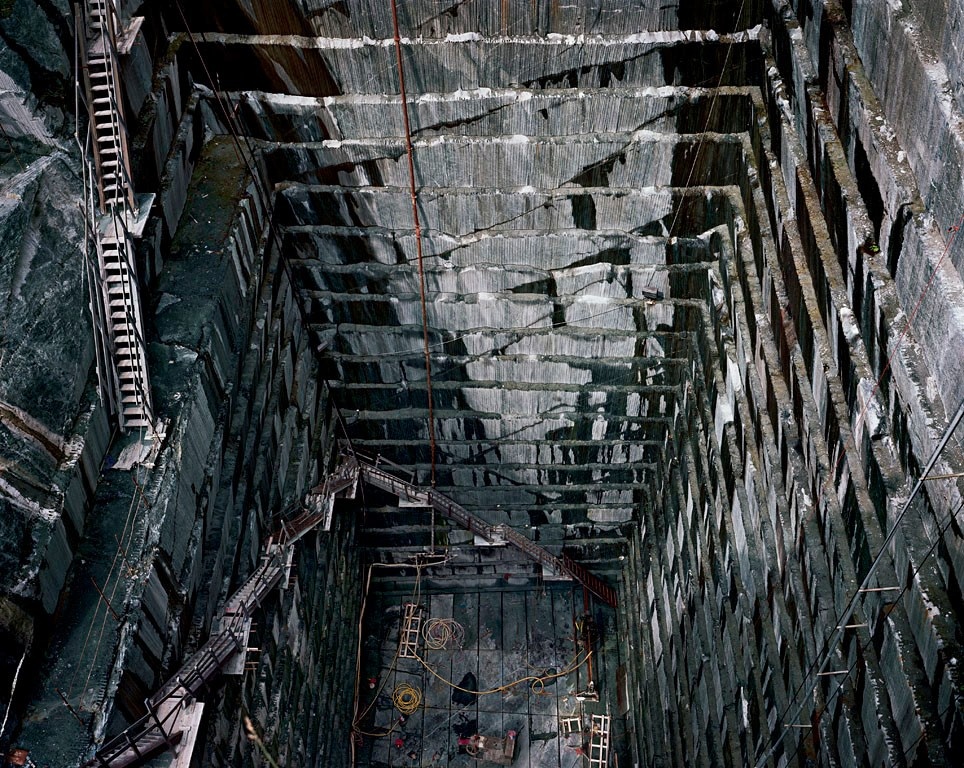 Гранитный карьер. Камнедобыча