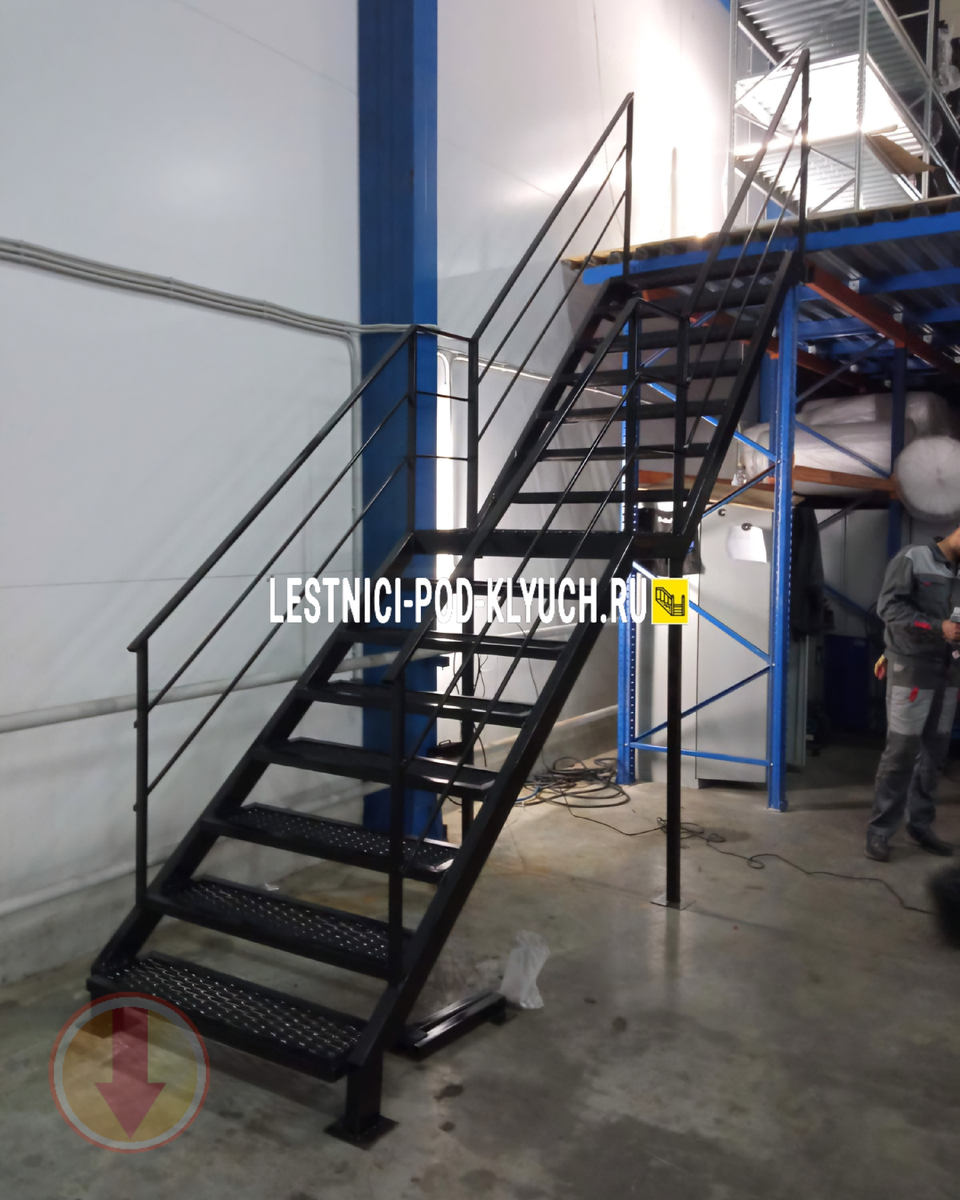 Принимаем заявки и звонки: пн-вс с 8:00 до 21:00  +7 (950) 617-54-00 Электронная почта: info@lestnici-pod-klyuch.r