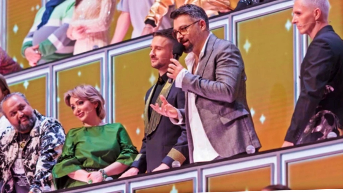 Фрагмент из второго выпуска шоу «Ну-ка, все вместе! Хором!»