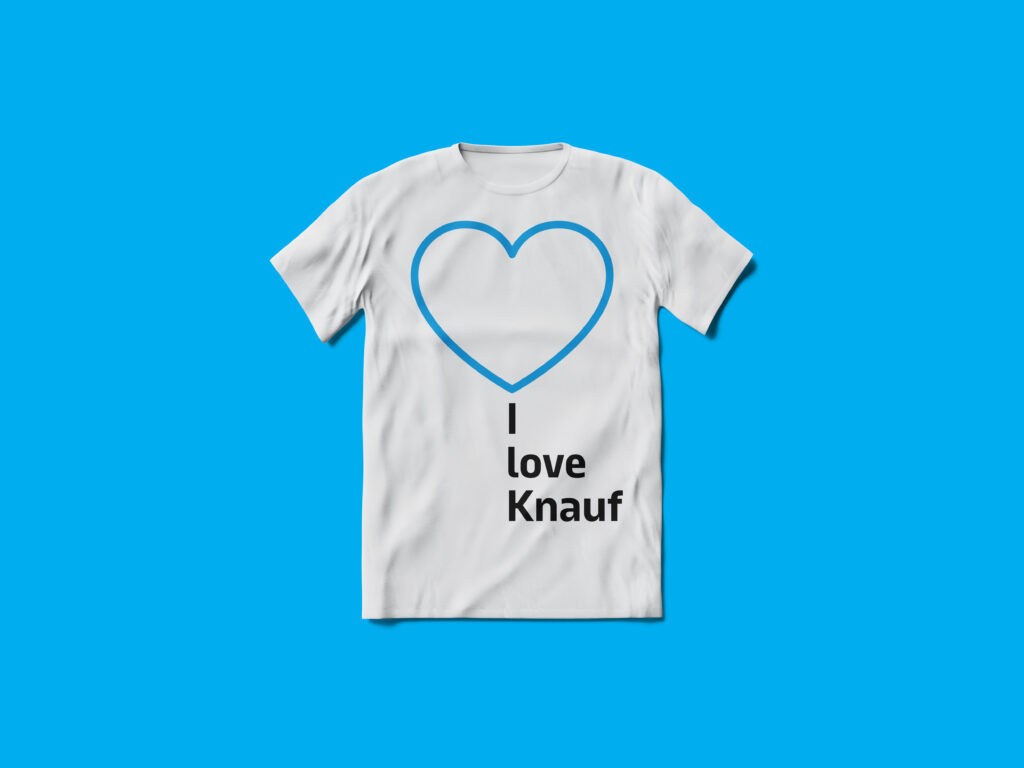      Футболка с логотипом Тимофей Кузнецов