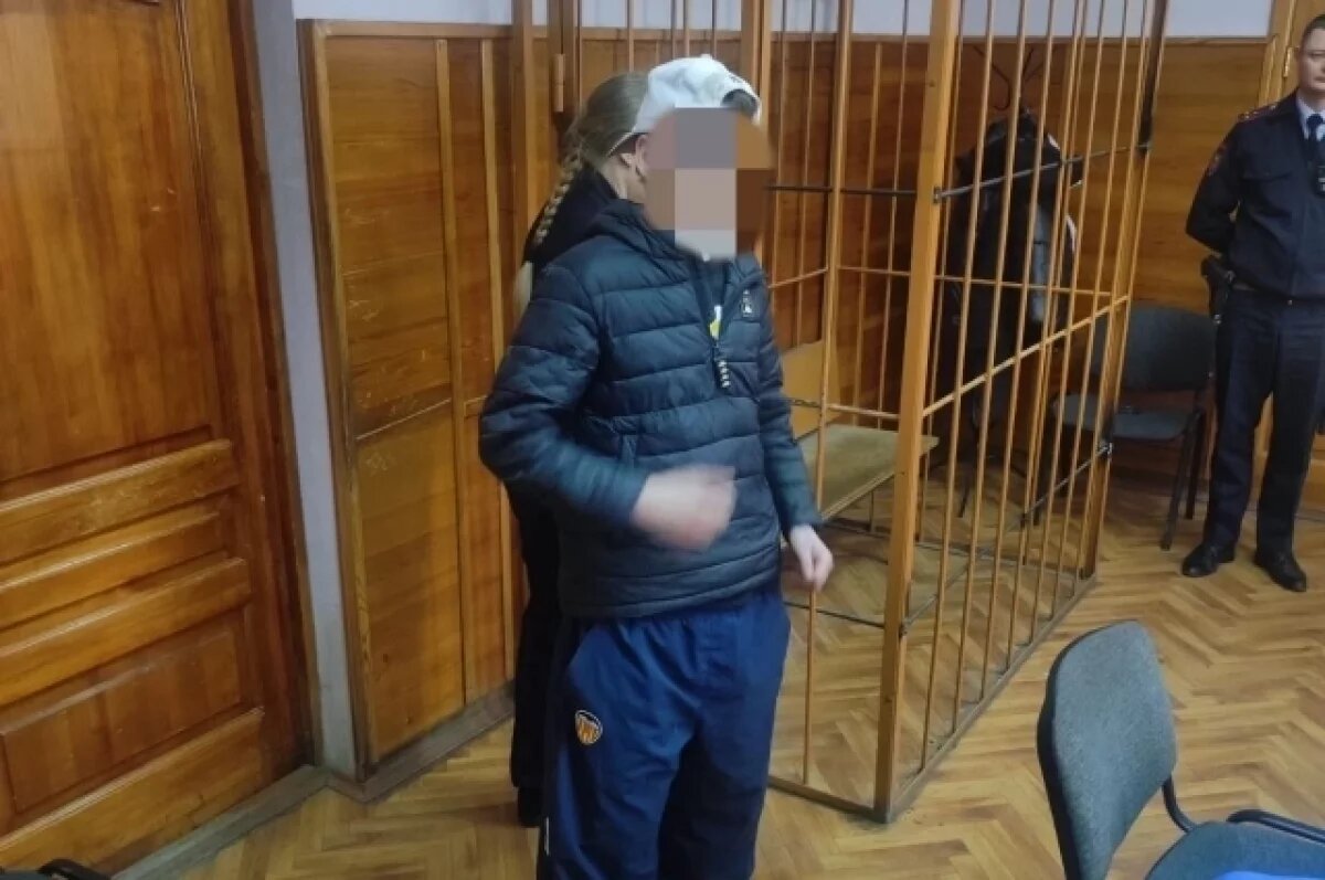    На Урале напавший на девочку и юношу подросток избежал ареста