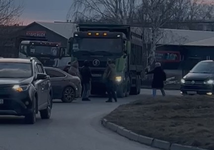    Фото и видео предоставлены читателями Прецедента