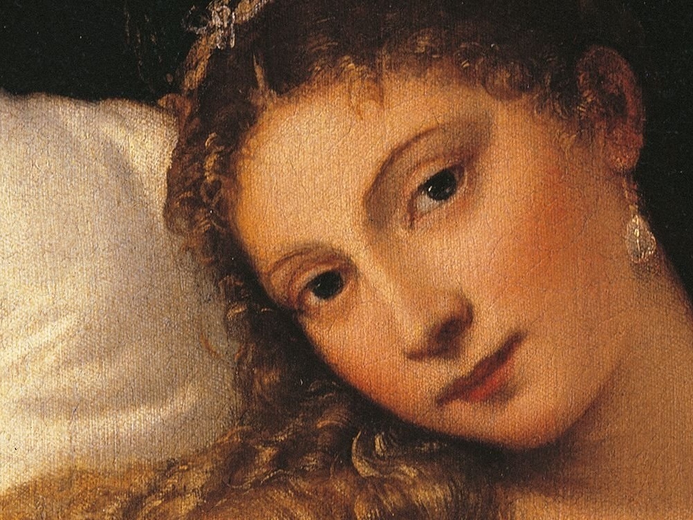 Тициан использовал тёплую охру в «Венере Урбинской», чтобы кожа богини светилась изнутри