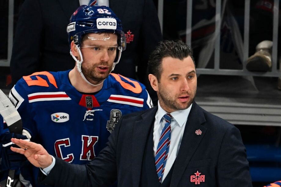 Евгений Кузнецов в цветах СКА