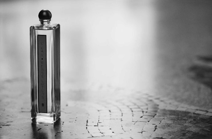 «L’Eau Serge Lutens» Serge Lutens.