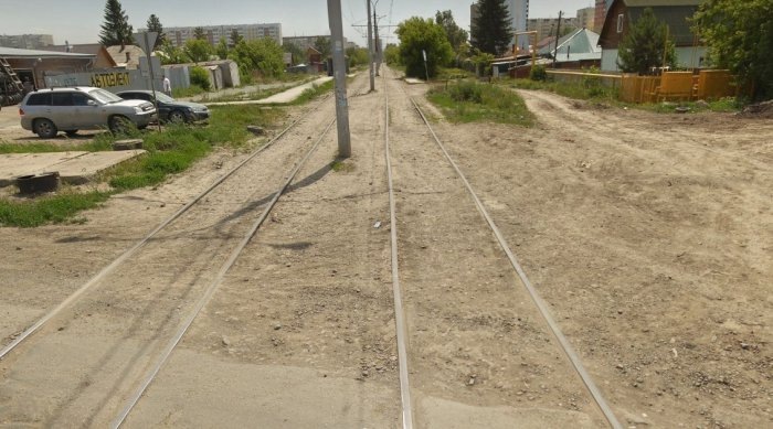 Трамвайные пути по ул. Связистов. Фото из сервиса «Яндекс.Карты».