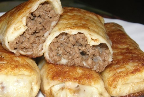 Блины, начиненные мясом и рисом