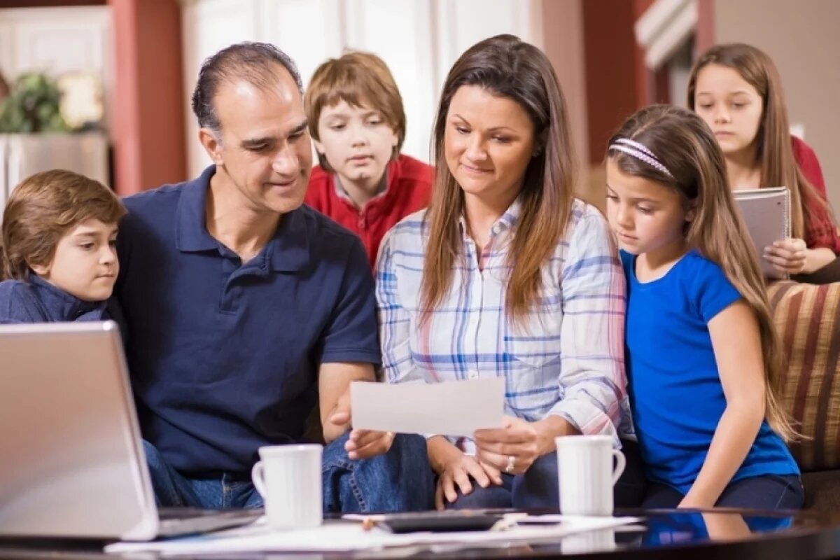    По сути, семейная выплата — это перерасчет налога на доходы физических лиц (НДФЛ).