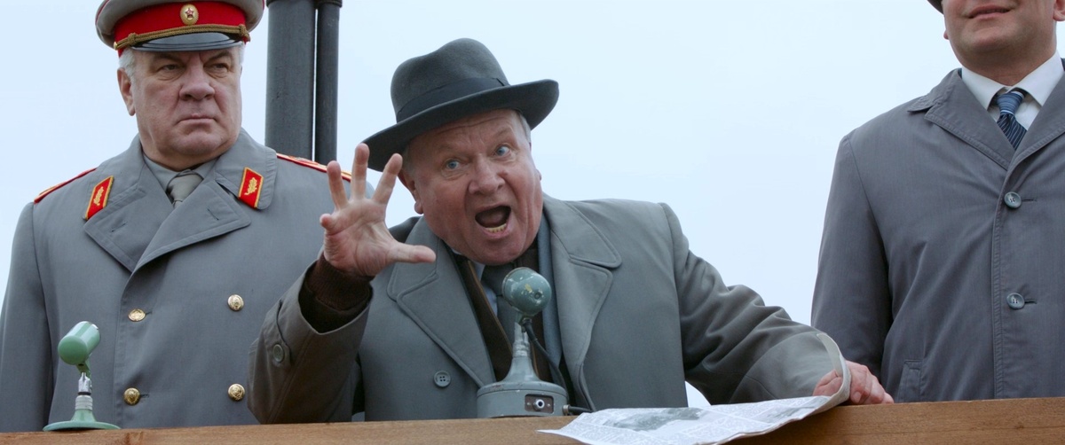 Хрущев нервирует Дядю Сэма. Кадр из к/ф «Северный полюс».