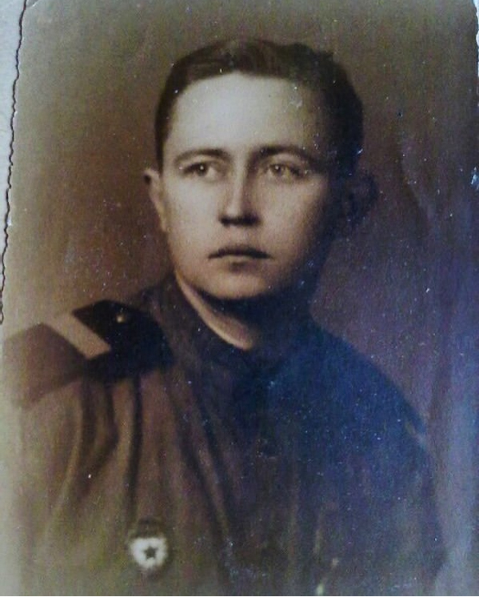 Гвардии старший сержант Борис Ершов 