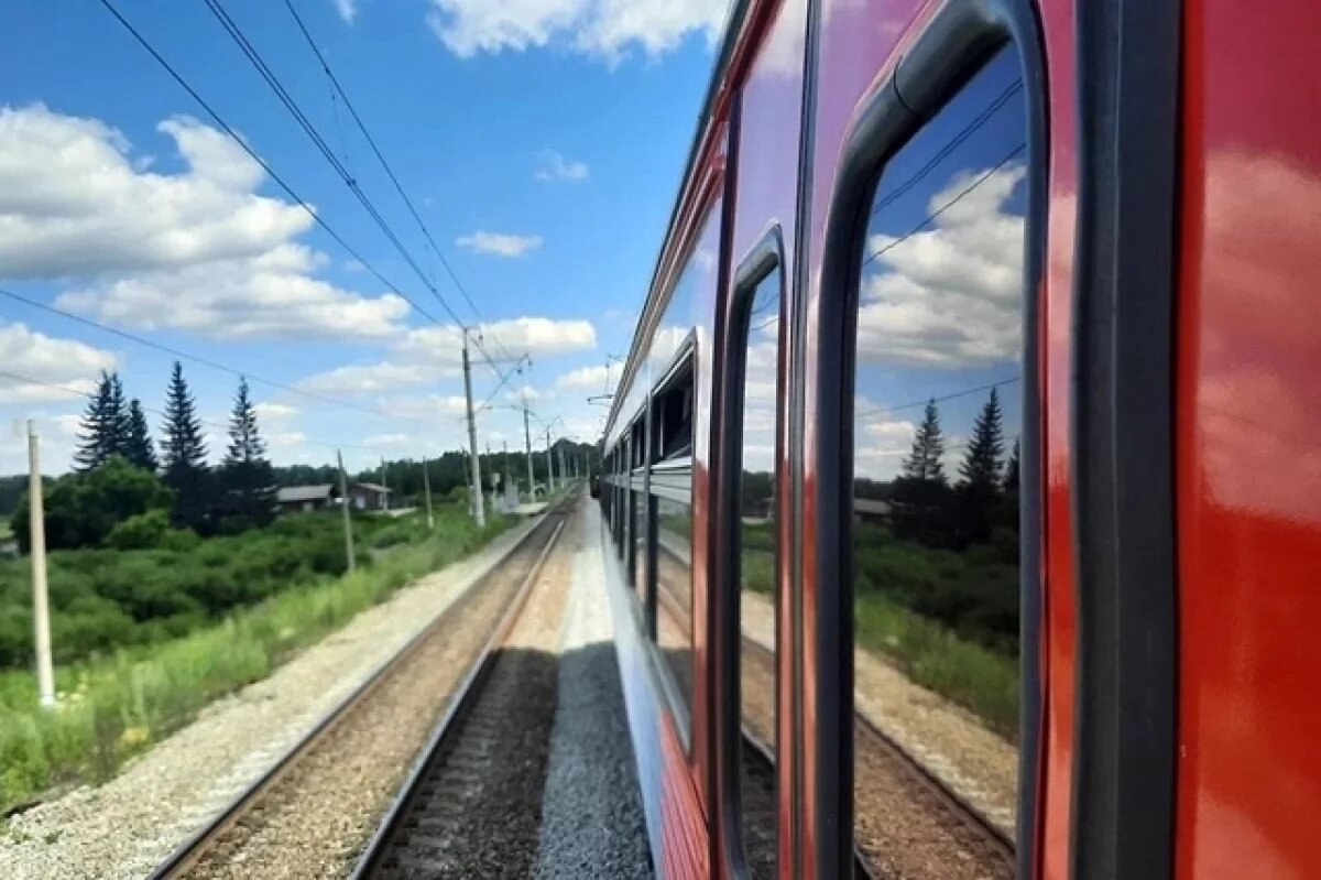    Южноуральская железная дорога запускает к лету новые пригородные поезда