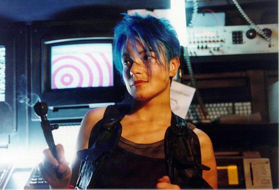 Кадр из фильма «Нирвана» (1997)