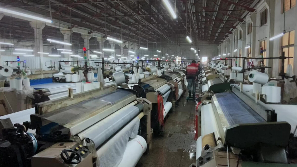 Вязанное производство бренда