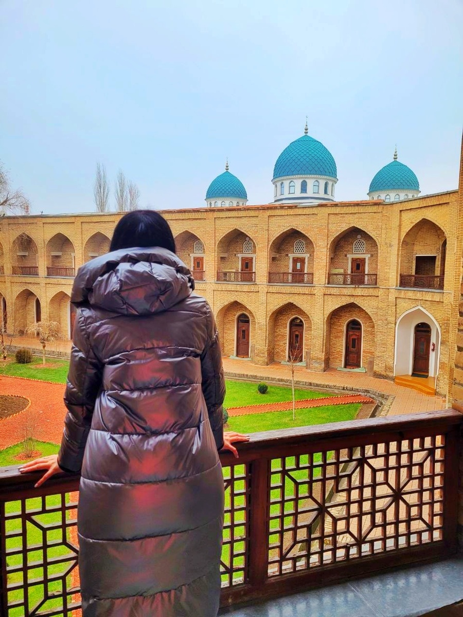 В Ташкенте, медресе Кукельдаш