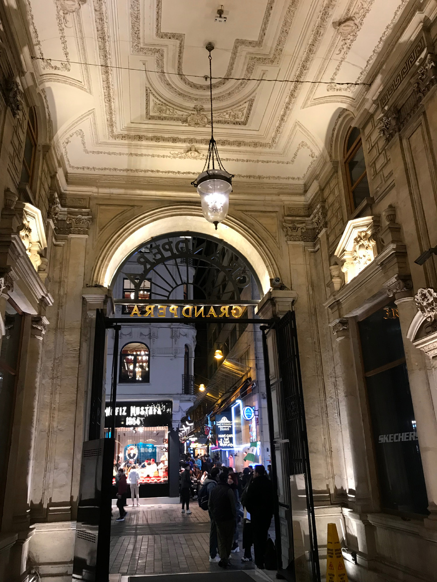 Старый отель, где жила Агата Кристи и не только 