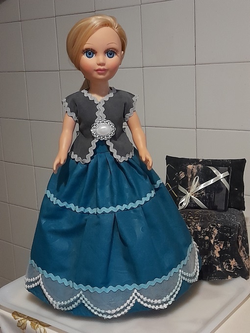 Кукла Анастасия готовится к Пасхе. Апрель, 2025. 