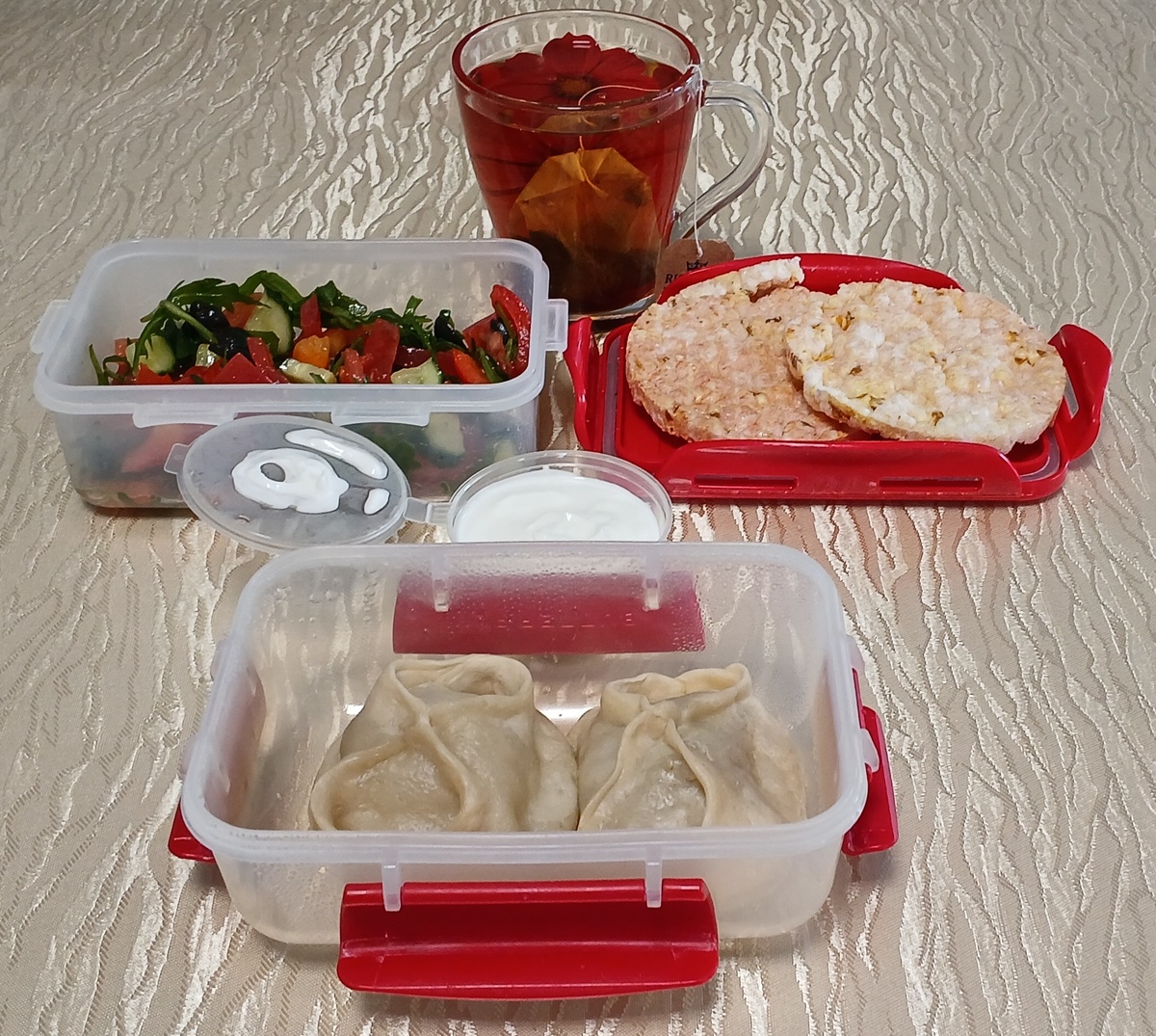 Честно признаюсь, даже фото новое делать не стала. Все совершенно идентично тому, что было вчера.