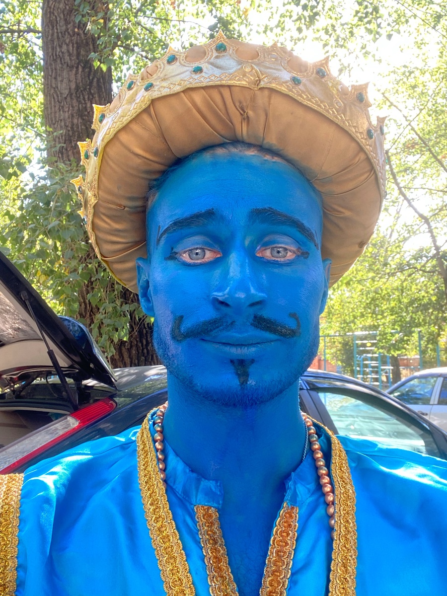 Полное видео можно найти в роликах