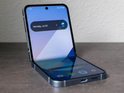    Инсайды #3640: процессор Galaxy Z Flip7, рекомендации в Gmail, Motorola Razr, Razr Ultra и Edge 60 Pro