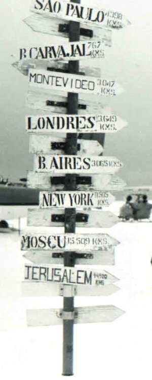    Если напрямую, то до Москвы отсюда - больше 15 тысяч километров. / Фото: Владимир Снегирев