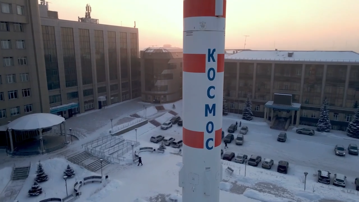     Михаил Котюков поздравил жителей Красноярского края с Днем космонавтики