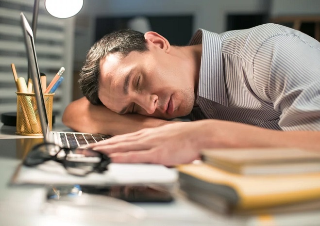 Уставший писатель Дзен и мем на эту тему (подборка автора)