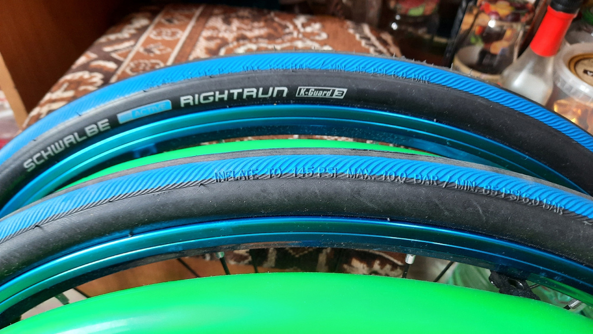 Колеса для инвалидной коляски Schwalbe Rightrun