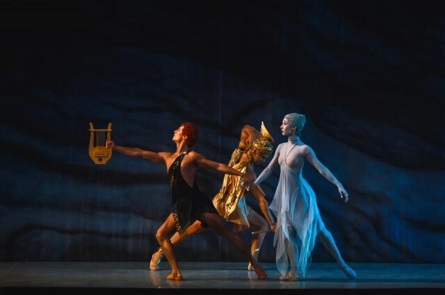    Историю великого певца Орфея, спустившегося в подземный мир, чтобы вернуть свою возлюбленную Эвридику, поставил Алексей Мирошниченко. Фото: Пермский театр оперы и балета/ Андрей Чунтомов