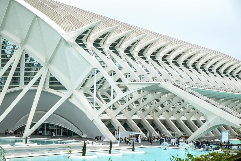 «Город искусств и наук» в Валенсии, Испания. Архитектор: Сантьяго Калатрава.