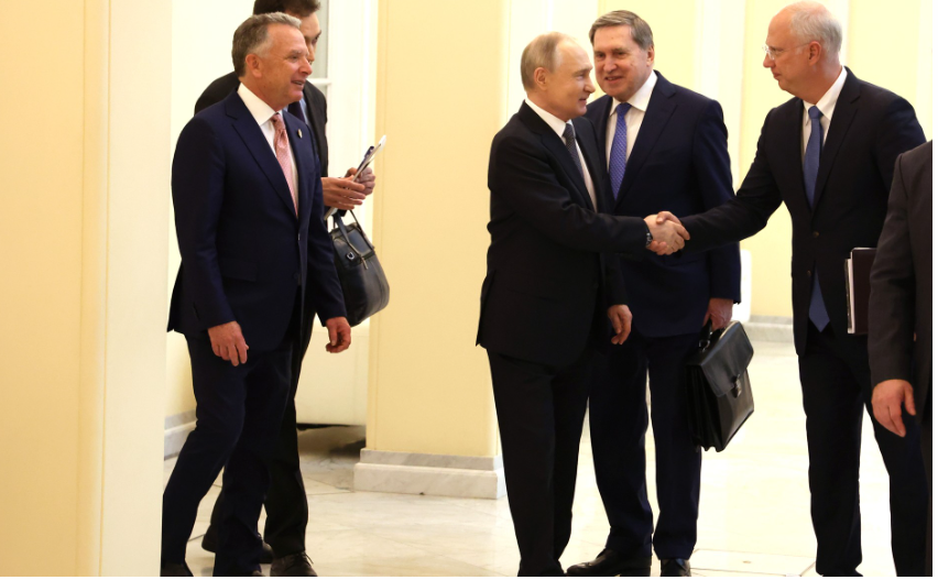 С сайта Кремля. 