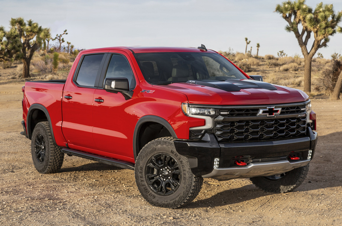    ### Chevrolet Silverado Средняя стоимость нового автомобиля: $55 612 Стоимость с учётом новых тарифов: $69 515 Прибавка в цене: $13 903   
Chevrolet