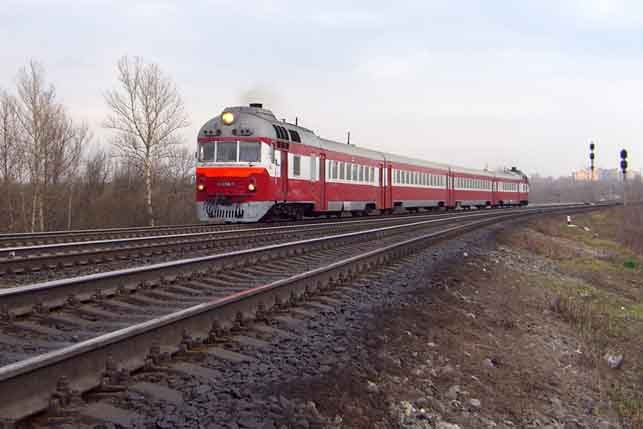 Примерно так выглядел поезд Д1-336 train-photo.ru