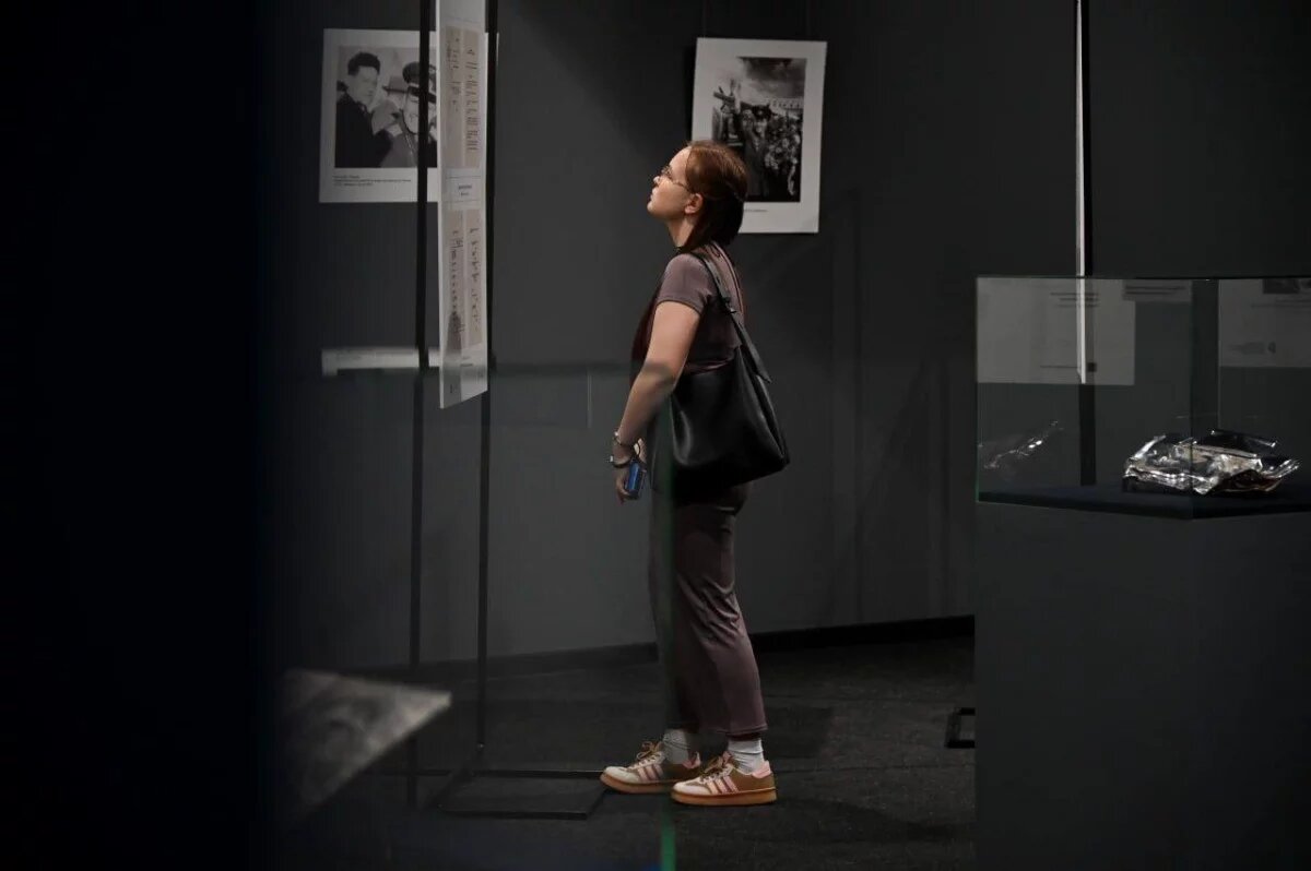    В Хабаровске открылась выставка, посвящённая освоению космоса