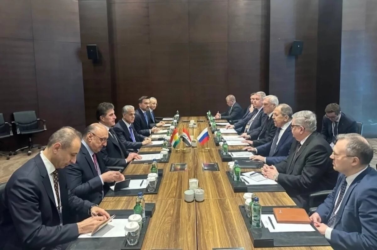    Лавров встретился в Анталье с президентом Иракского Курдистана Барзани