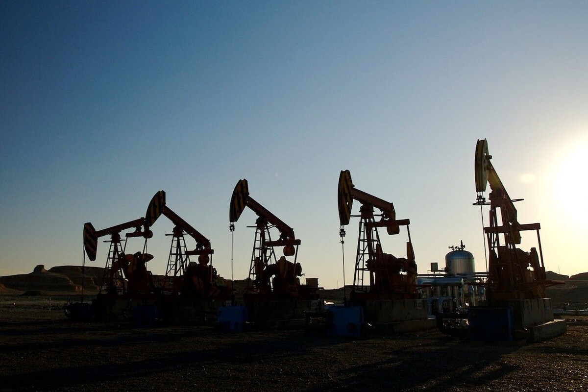     / Источник: (сс) randomix