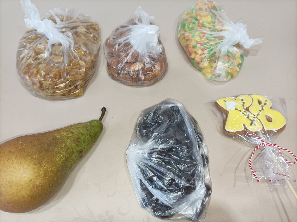 За всё отдала 1080 рублей. 