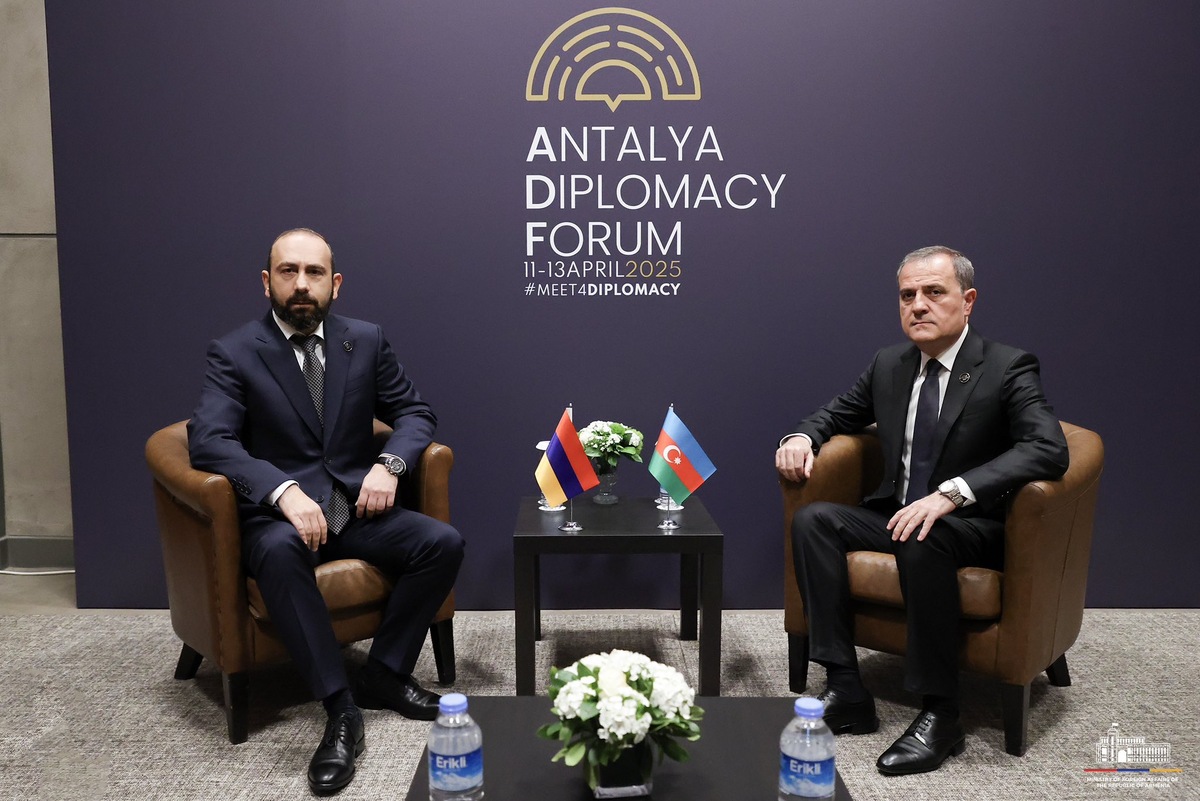 © Photo : press office of MFA of RA 