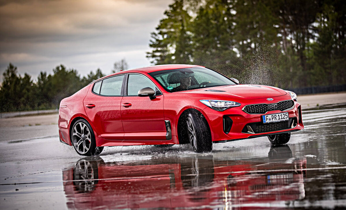 Kia_Stinger