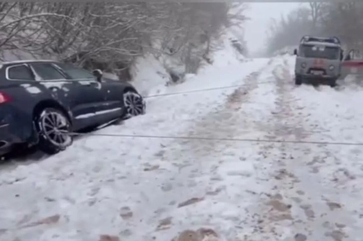    Машины слетели с дороги на подъеме на Чатыр-Даг в Крыму