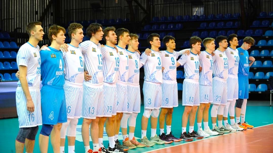    5 игр до медалей. Волейболисты ЮКИОР стартуют в последнем туре чемпионата России
