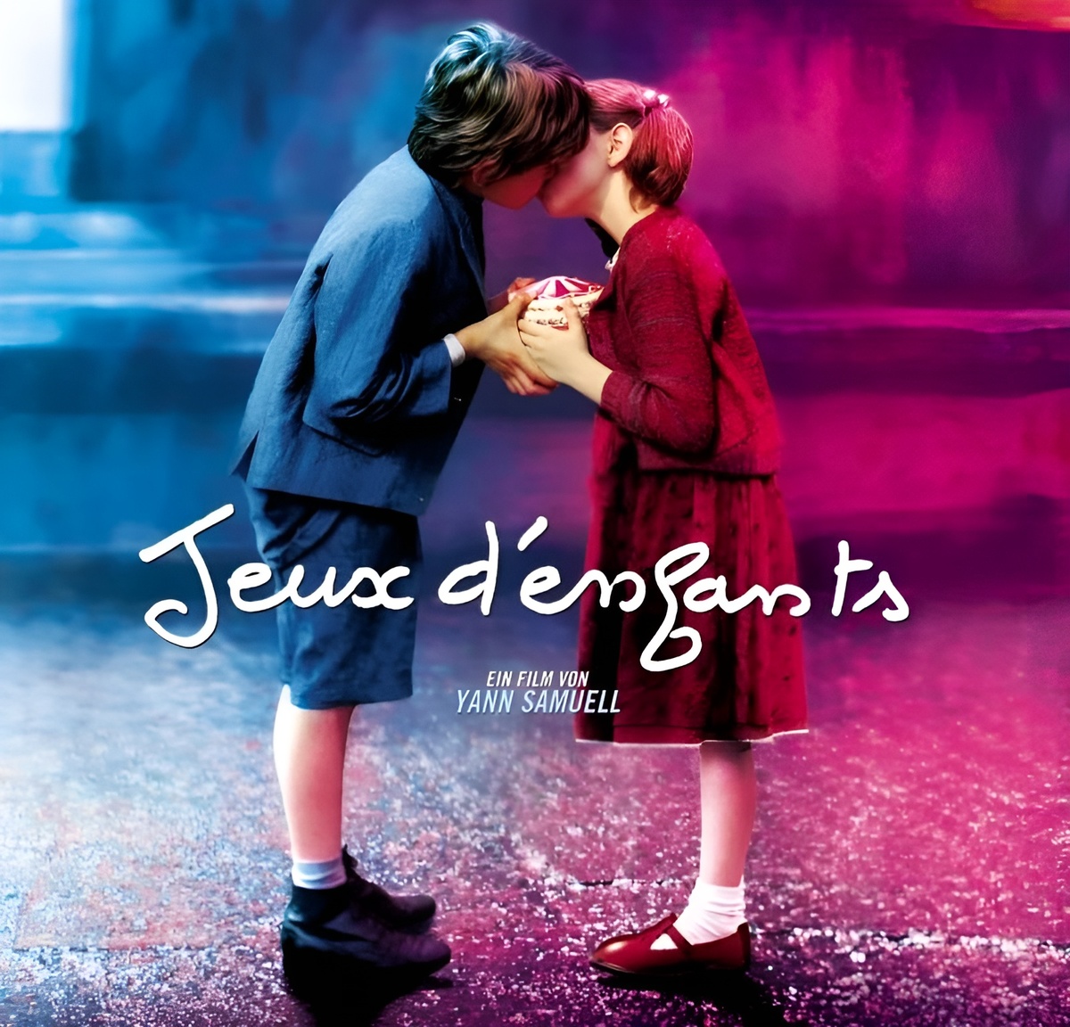 «Друзья, как очки: они придают тебе умный вид, но это быстро проходит, а потом утомляет. К счастью, иногда попадаются классные очки»