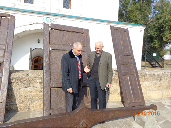 У трофеев Азовского "осадного сидения" на Старочеркасском майдане