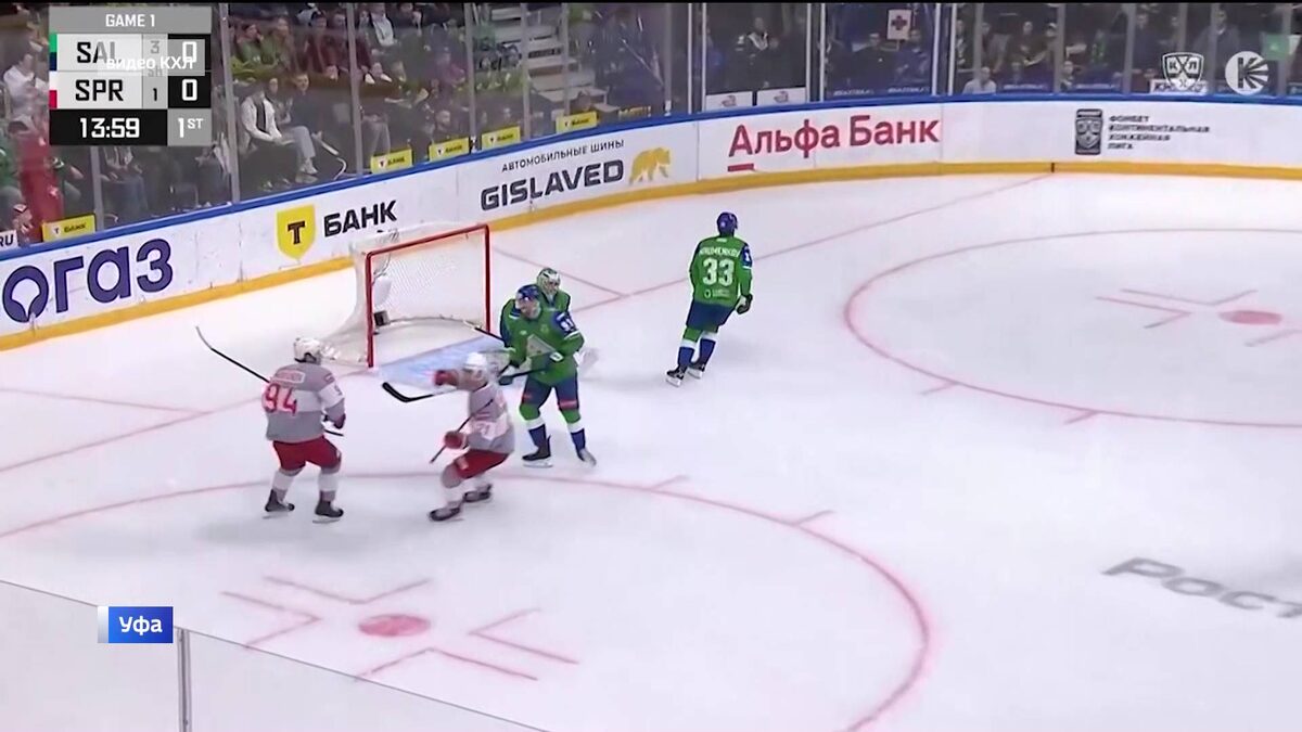    Уфимский ХК «Салават Юлаев» дома обыграл московский «Спартак» со счетом 4:1