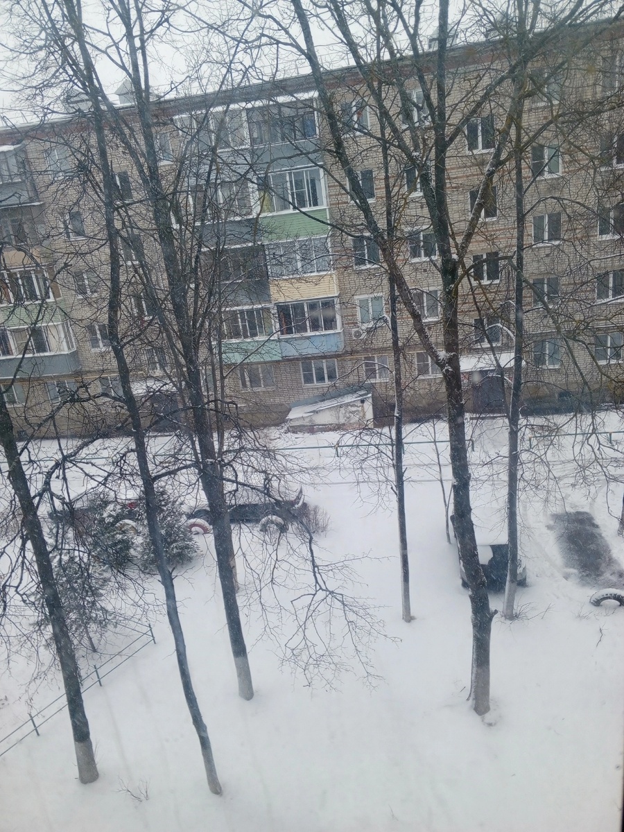 Снег в апреле 2025 года.