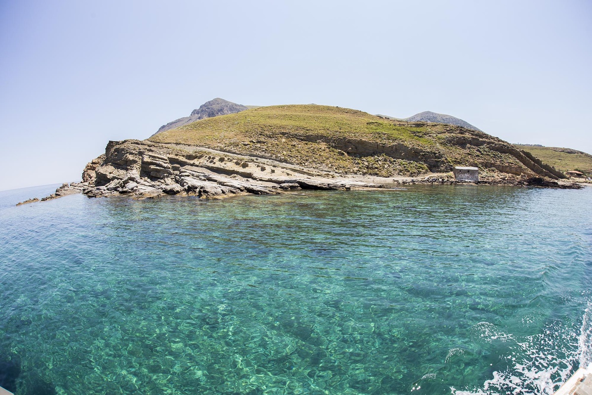 Фото с сайта https://www.gokceada.bel.tr/su-alti-milli-parki/