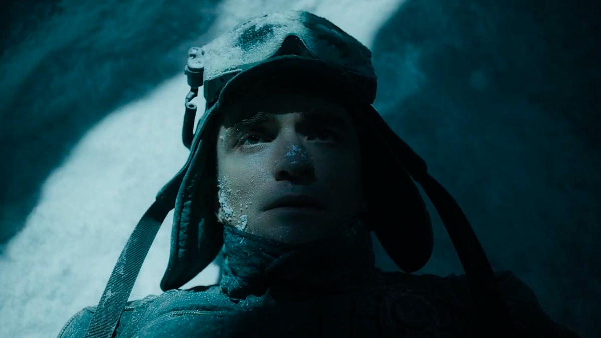 Кадры из фильма "Микки 17"