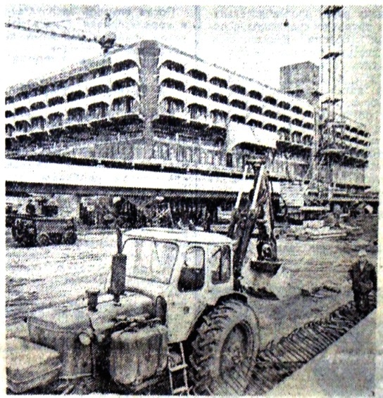 Строительство Морского вокзала. Фото: газета «Вечерний Ленинград» за 1981 год