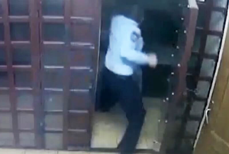    Александр Гутов «на работе»